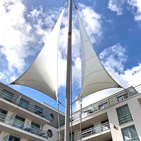 公寓 25, Pier 25, Apartmenthaus Hafenspitze Blickrichtung Offene Seestrand 埃肯弗德