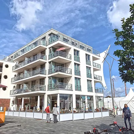 公寓 25, Pier 25, Apartmenthaus Hafenspitze Blickrichtung Offene Seestrand