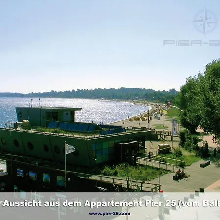 25, Pier 25, Apartmenthaus Hafenspitze Blickrichtung Offene Seestrand *