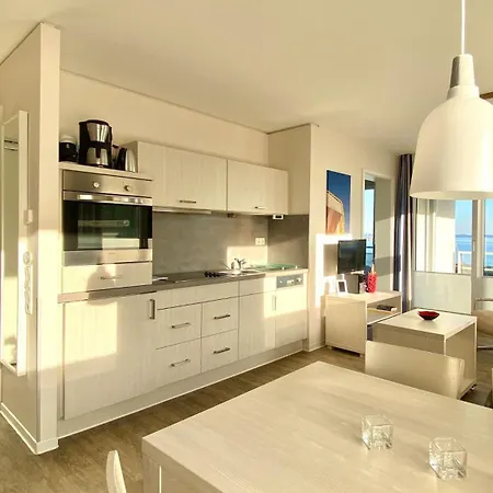 25, Pier 25, Apartmenthaus Hafenspitze Blickrichtung Offene Seestrand 埃肯弗德