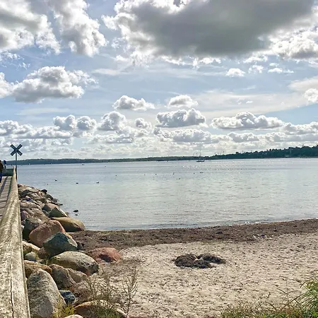 25, Pier 25, Apartmenthaus Hafenspitze Blickrichtung Offene Seestrand * 埃肯弗德